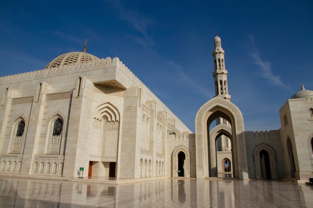 Al Fateh Grand Mosque