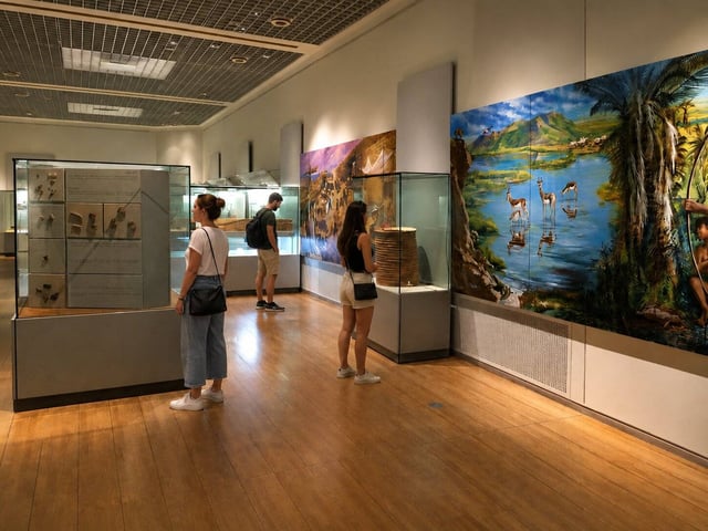 Tourists at Bahrain National Museum